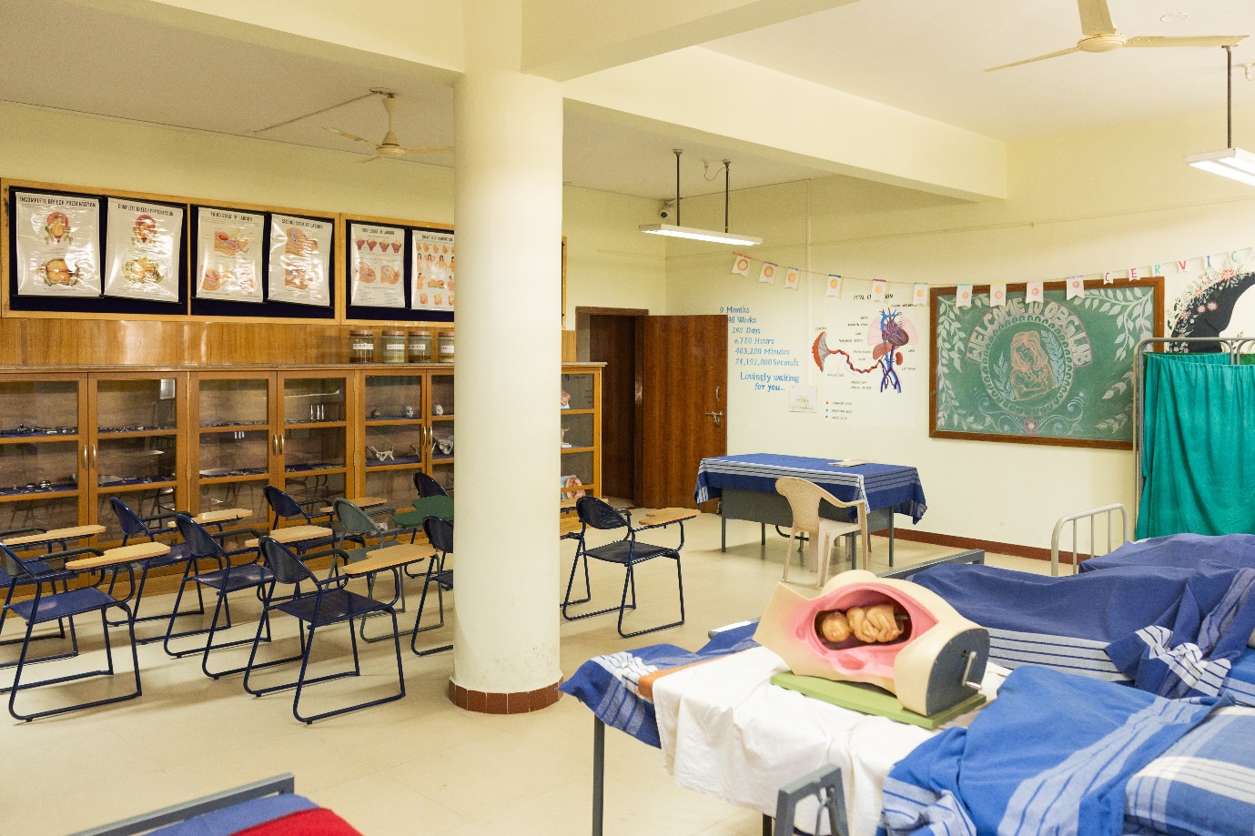 Midwifery lab arranged for delivery and newborn care demonstrations