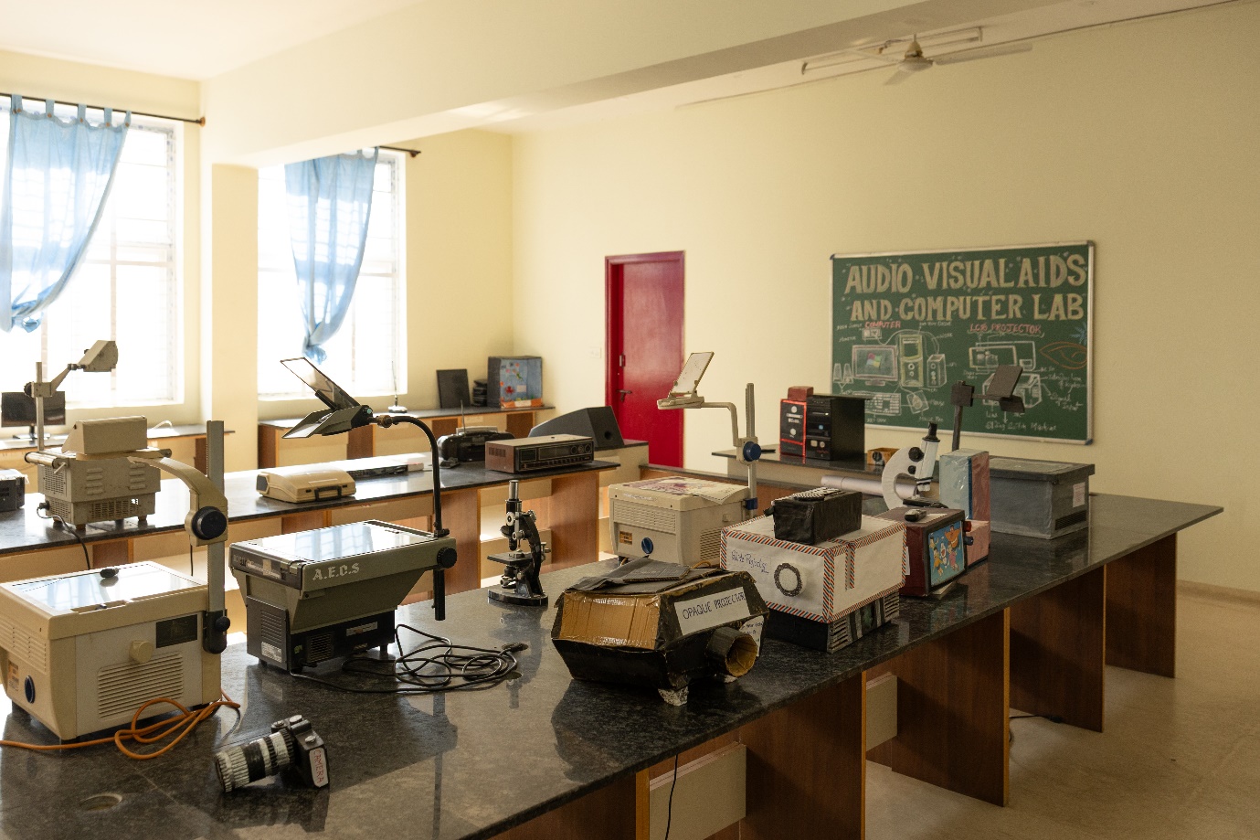 A.V. aids lab teaching resources and multimedia equipment